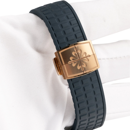 Aquanaut Luce 40mm 5261R-001 Annual Calendar Moon Phases Rose Gold Blue-Gray Dial